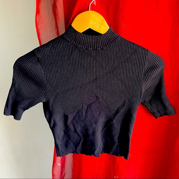 DION LEE (XS) designer ribbed black crop top